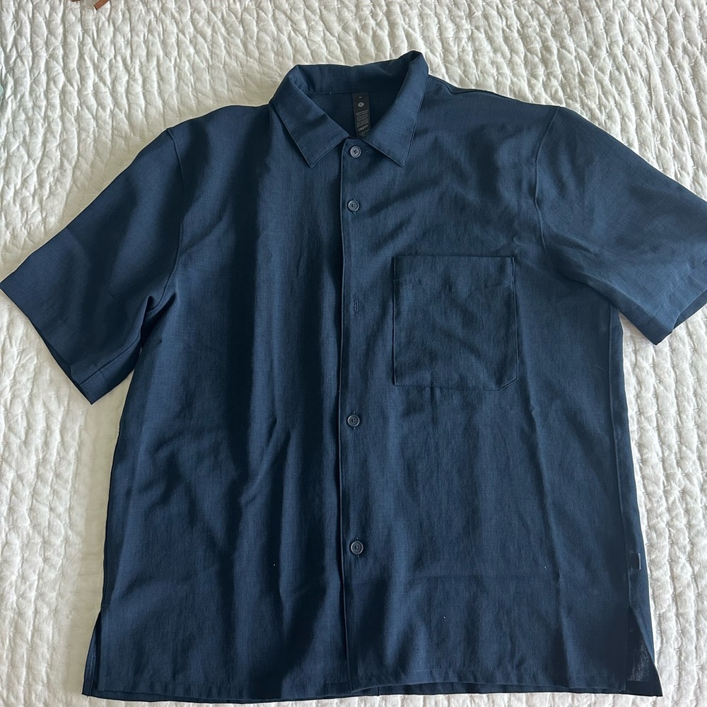 Lululemon Dark Blue Short Sleeve Shirt